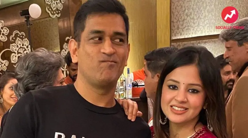 MS Dhoni Gifts Wife Sakshi a Vintage Car on 11th Wedding Anniversary (See Pic)