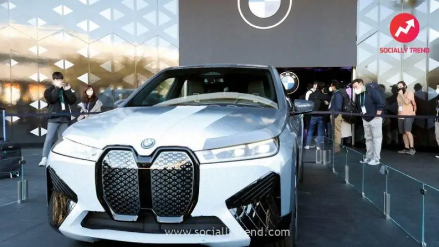 BMW Unveils Colour Changing Car ‘iX Flow’ At CES 2022