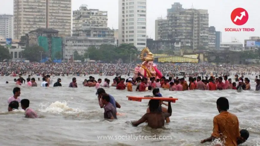 Ganesh Chaturthi 2021: Over 34,000 Idols Immersed on Anant Chaturdashi in Mumbai; 3 Boys Who Ventured Into Sea Still Missing