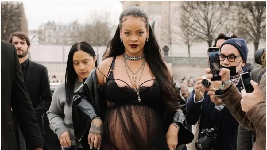 Rihanna’s Style Guide on How to Make Pregnancy Look Haute and Happening