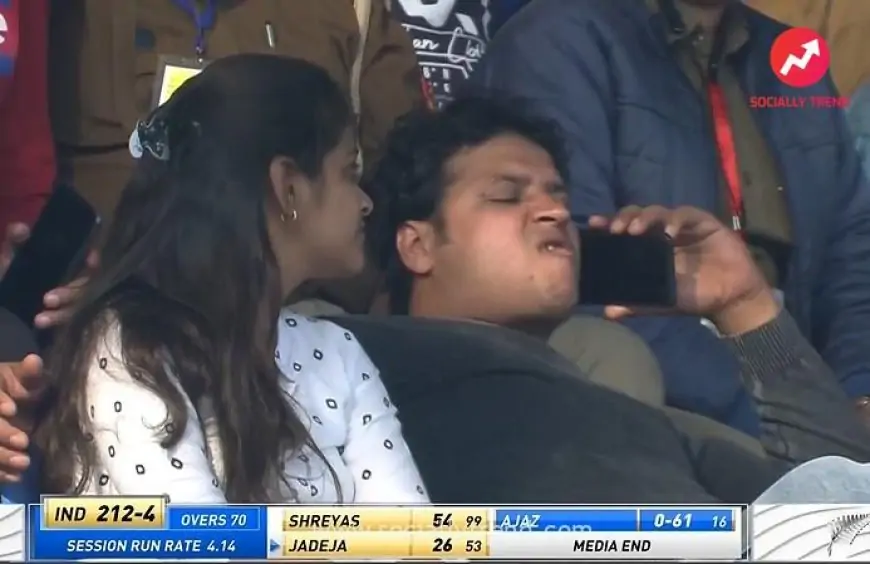 Man speaking on the cellphone whereas chewing gutkha
