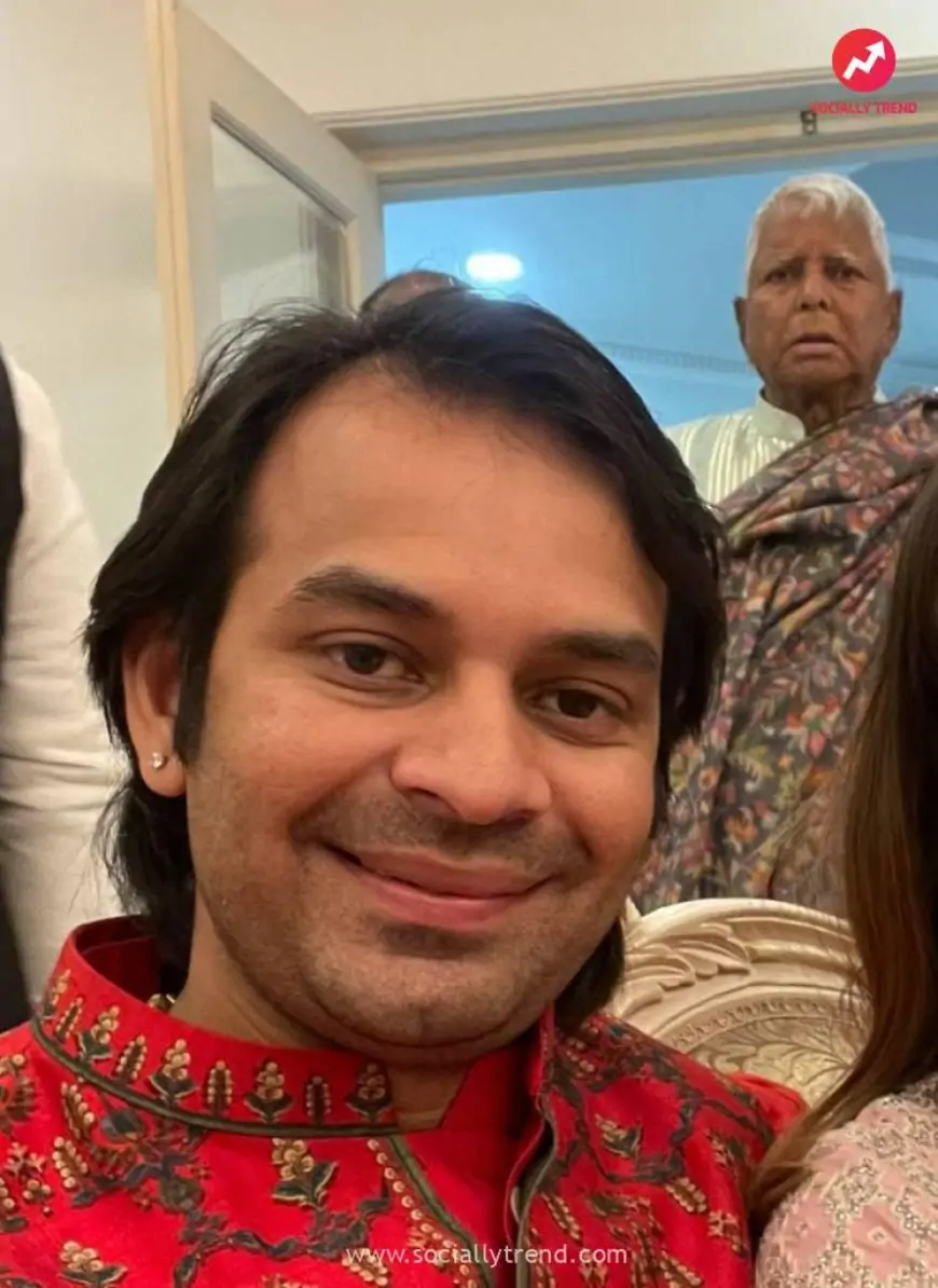 Tej Pratap Yadav selfie with father Lalu Prasad Yadav