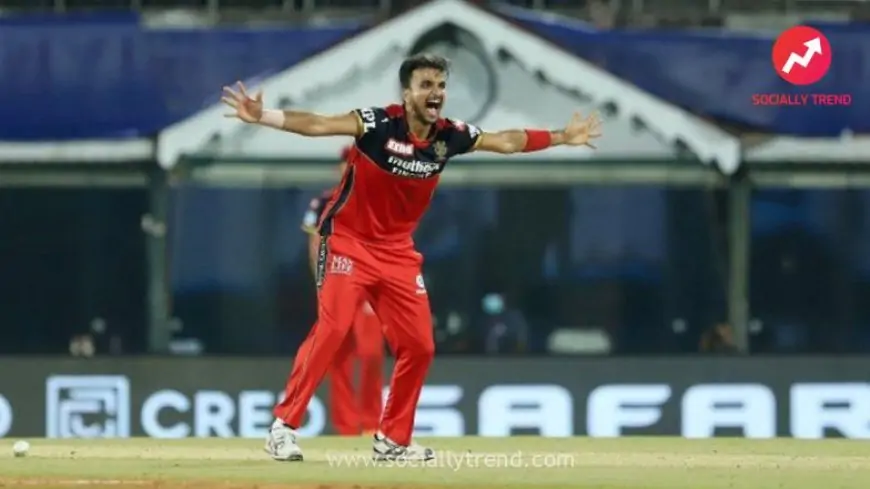 Virat Kohli, Virender Sehwag, RCB & Others Hail Harshal Patel for his Hat-Trick Against MI in IPL 2021 Match