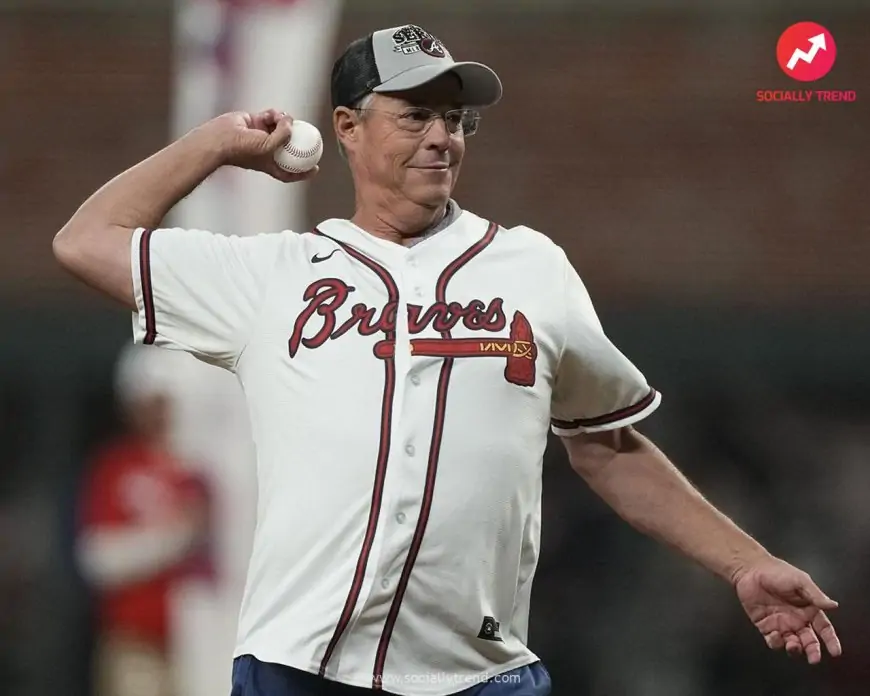 Maddux returns to Atlanta, throws out ceremonial first pitch